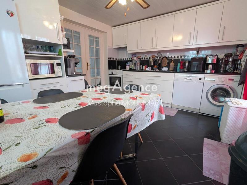 Maison - 82 m² - 4 pièces