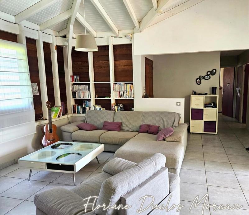 Maison - 101 m² - 4 pièces