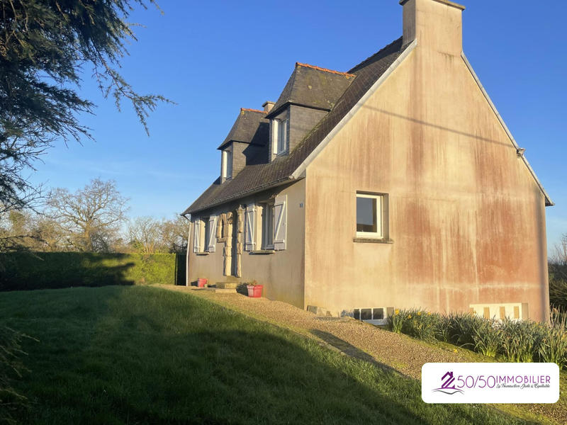 Maison traditionnelle - 115 m² - 6 pièces