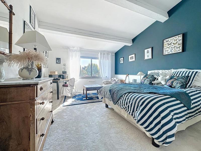 Maison d'architecte - 255 m² - 6 pièces