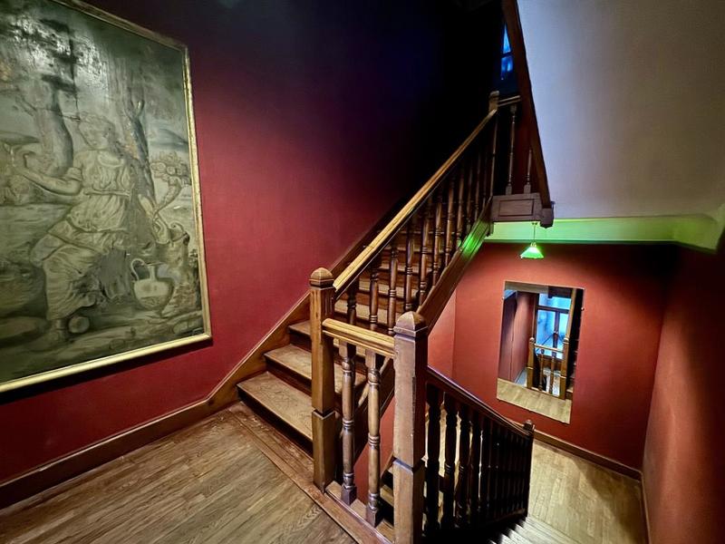 Appartement bourgeois - 147 m² - 5 pièces