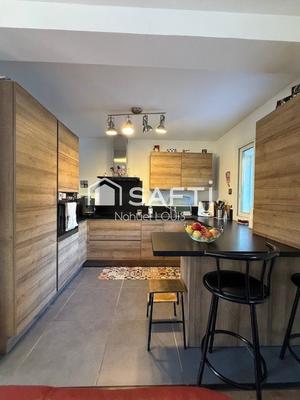 Maison - 100 m² - 5 pièces