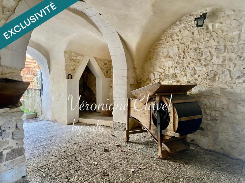 Propriété - 134 m² - 6 pièces