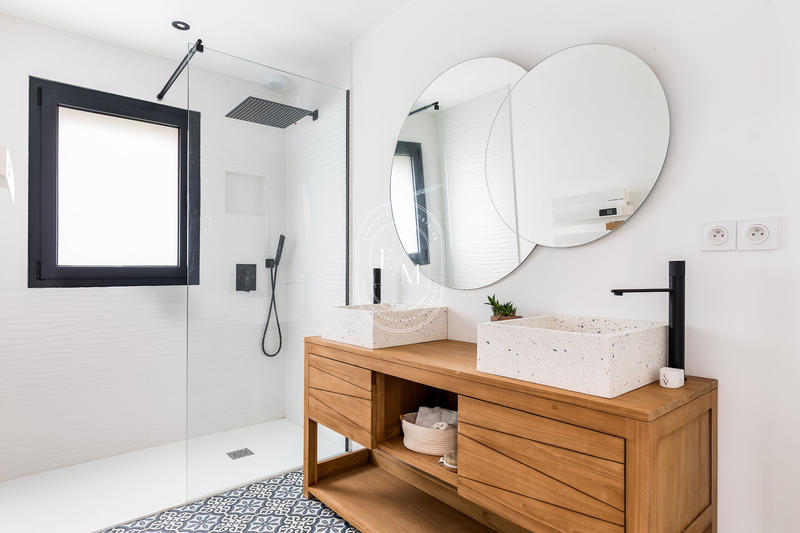 Villa - 189 m² - 5 pièces