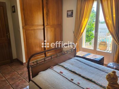 Maison - 165 m² - 8 pièces