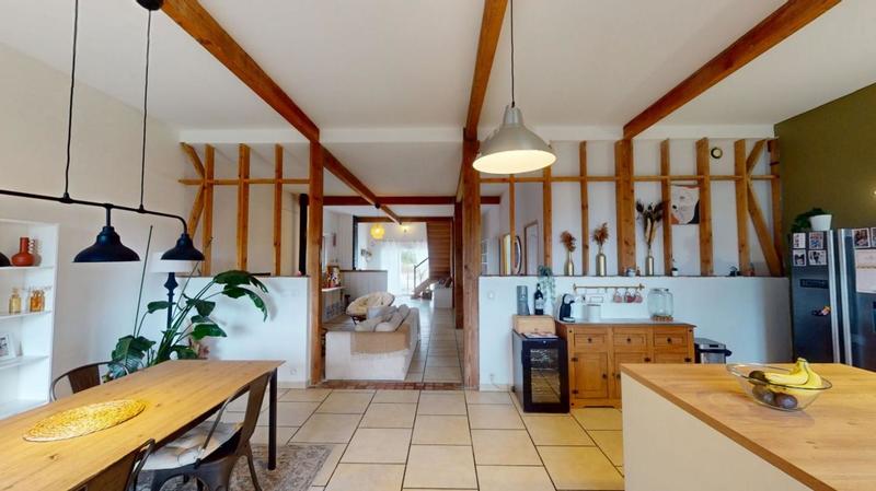 Maison - 197 m² - 5 pièces