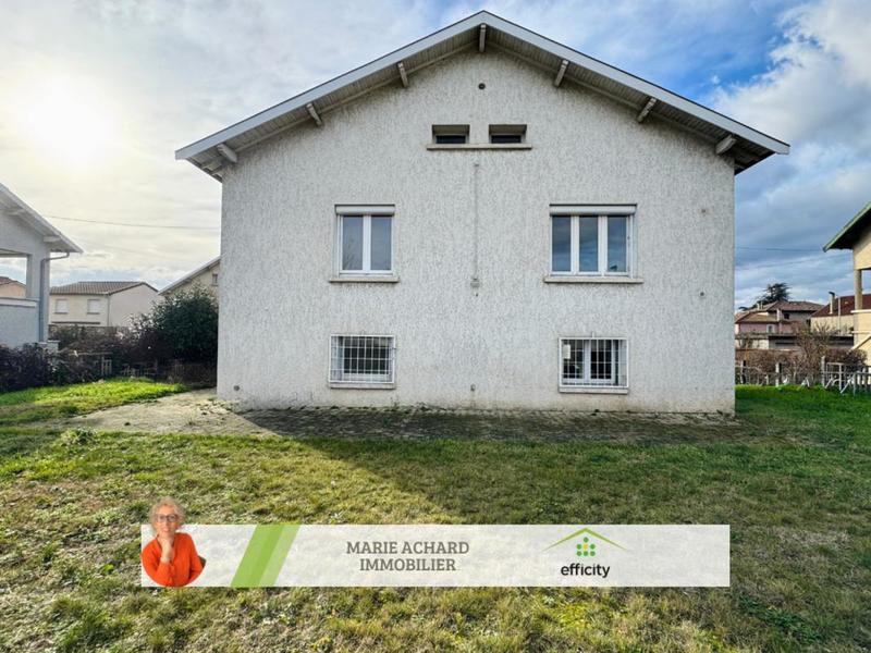 Maison - 140 m² - 5 pièces