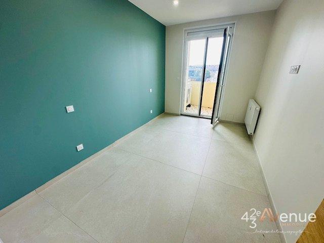 Appartement - 92 m² - 3 pièces