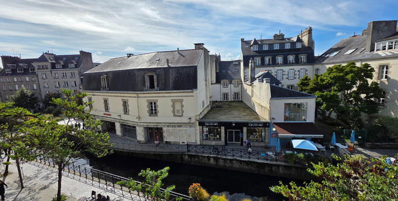 Appartement - 99 m² - 3 pièces