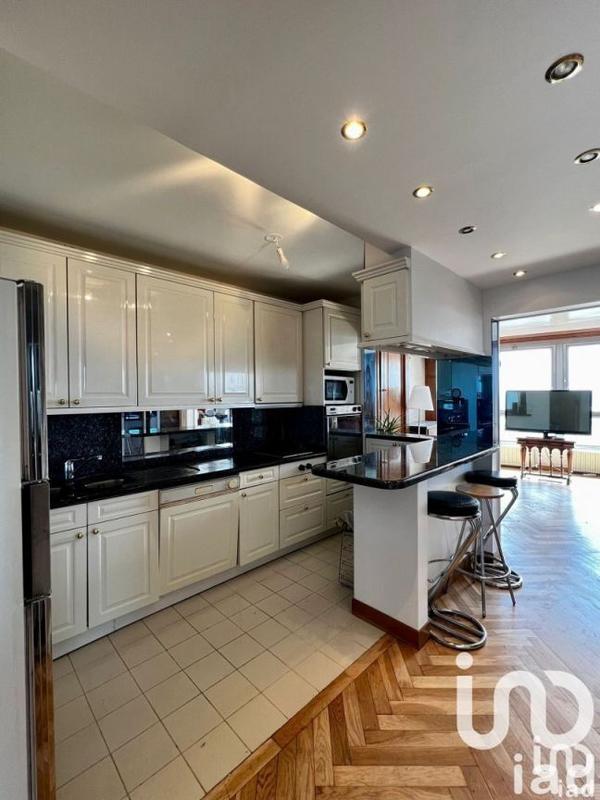 Appartement - 110 m² - 4 pièces