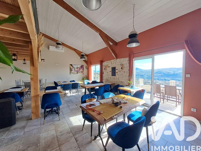 Maison - 169 m² - 5 pièces