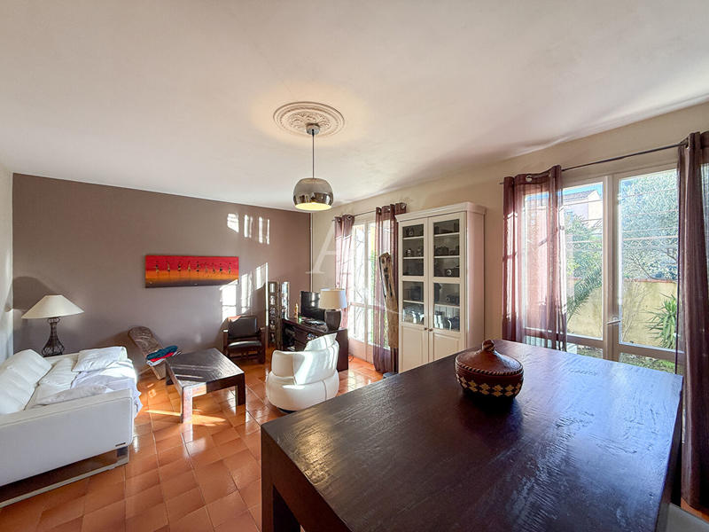 Maison - 94 m² - 4 pièces