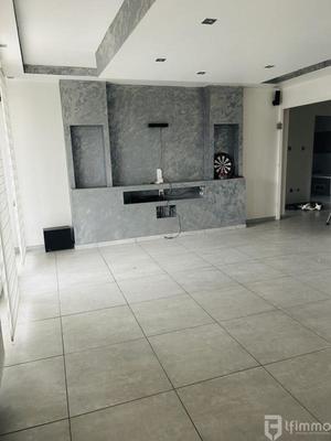 Immeuble - 320 m² - 14 pièces