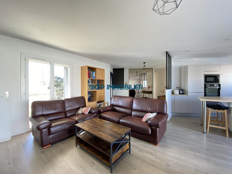 Villa - 180 m² - 6 pièces