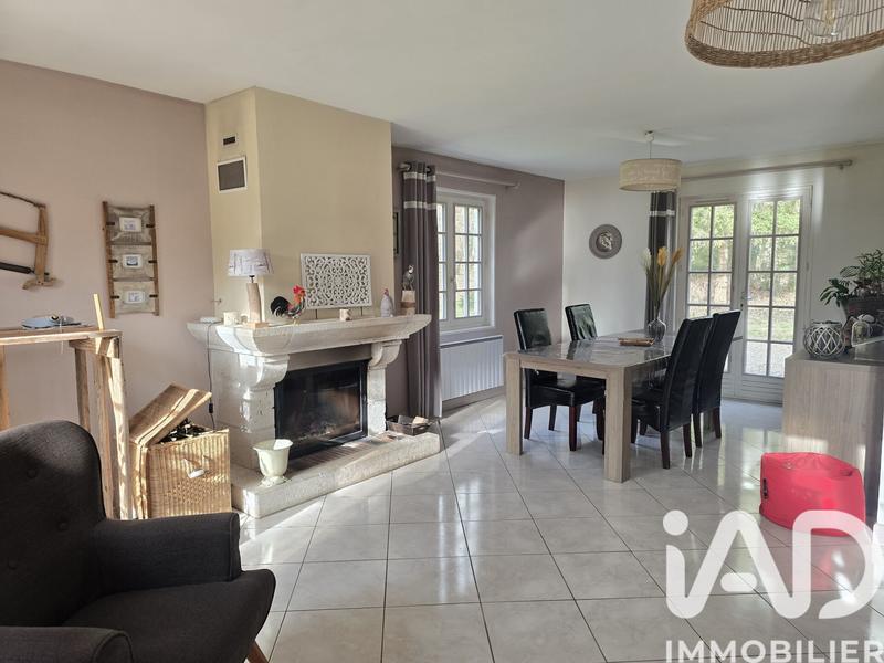 Maison - 228 m² - 8 pièces