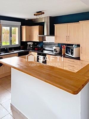 Maison - 140 m² - 5 pièces