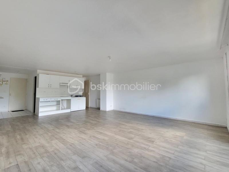 Studio - 50 m² - 1 pièce