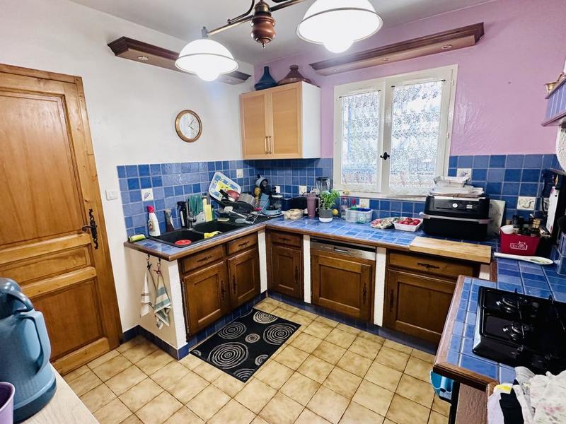 Propriété - 136 m² - 6 pièces