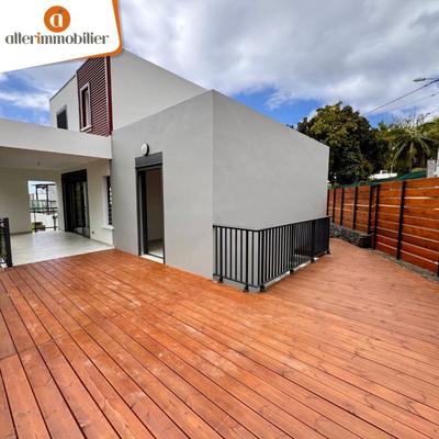 Villa - 80 m² - 4 pièces