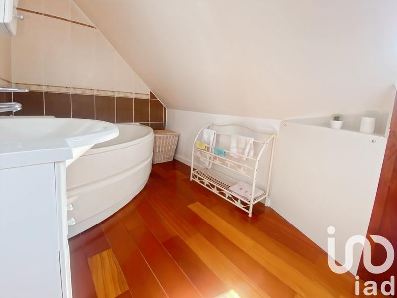 Maison - 120 m² - 7 pièces