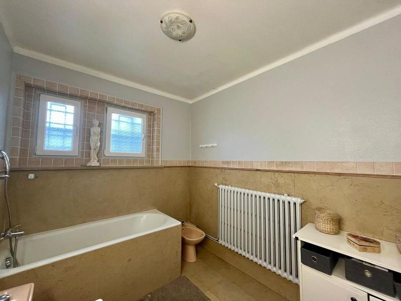 Maison de maîtres - 180 m² - 6 pièces