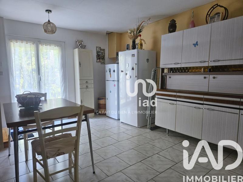 Maison - 141 m² - 8 pièces
