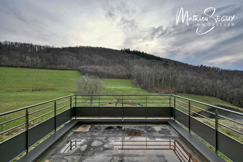 Appartement - 100 m² - 4 pièces