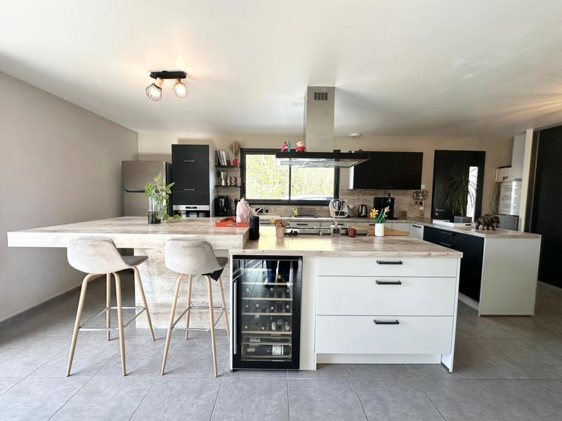 Maison - 120 m² - 5 pièces