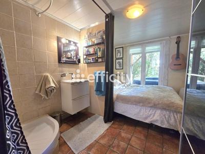 Maison - 95 m² - 6 pièces