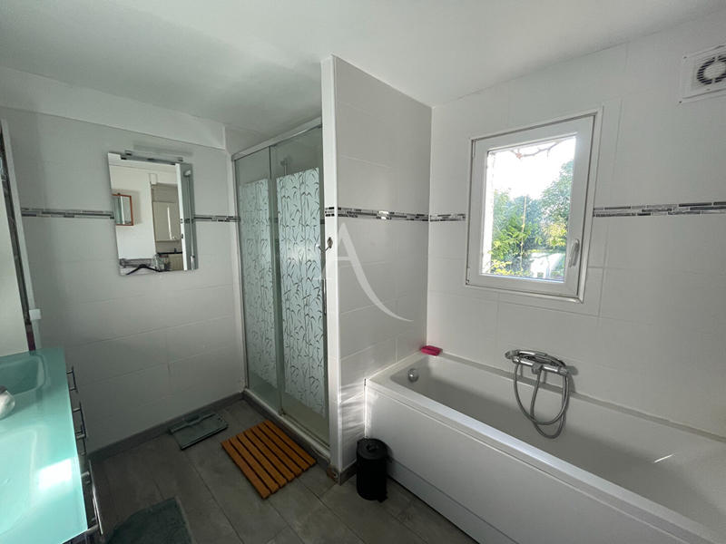 Maison - 155 m² - 7 pièces