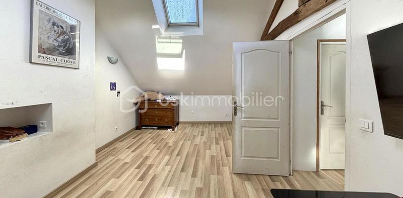 Corps de ferme - 160 m² - 7 pièces