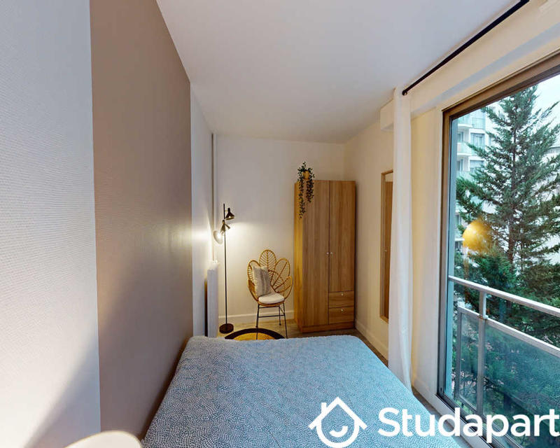 Chambre - 80 m² - 1 pièce