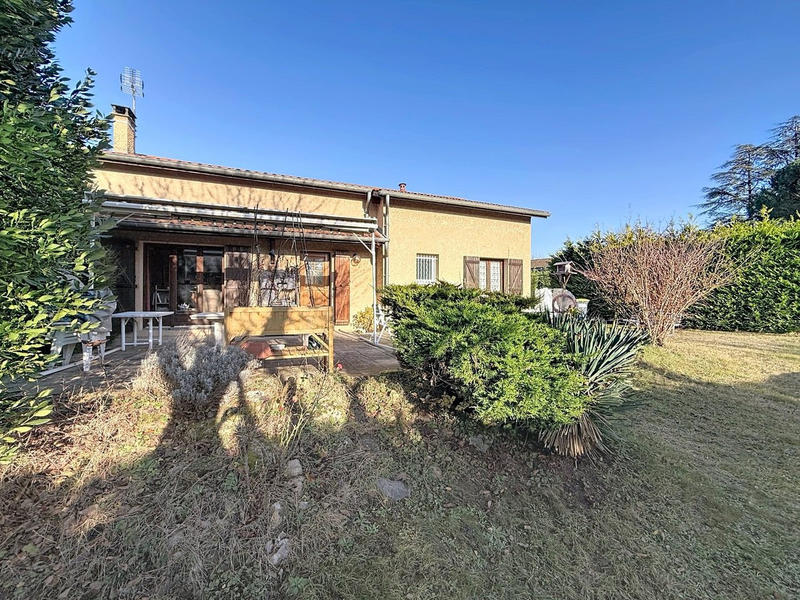 Maison traditionnelle - 122 m² - 6 pièces