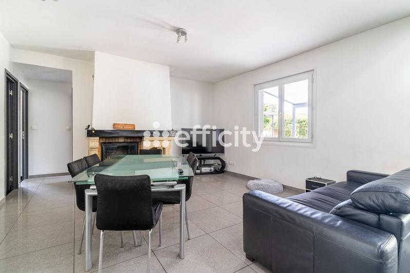 Maison - 166 m² - 5 pièces