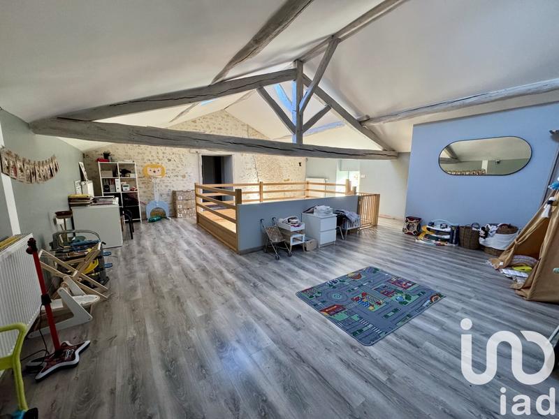 Maison - 255 m² - 5 pièces