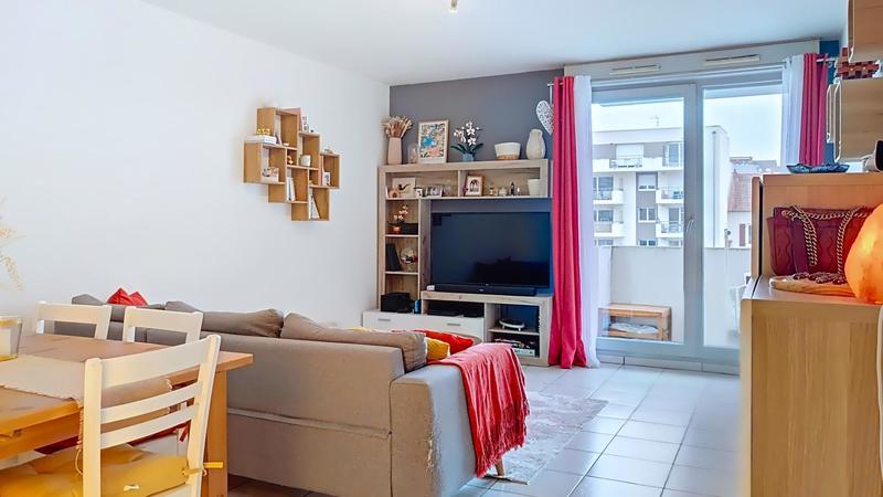 Appartement - 83 m² - 4 pièces