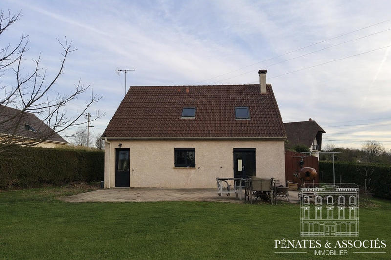 Maison - 97 m² - 5 pièces