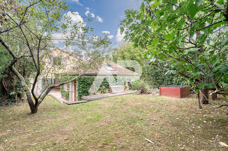 Maison - 148 m² - 6 pièces