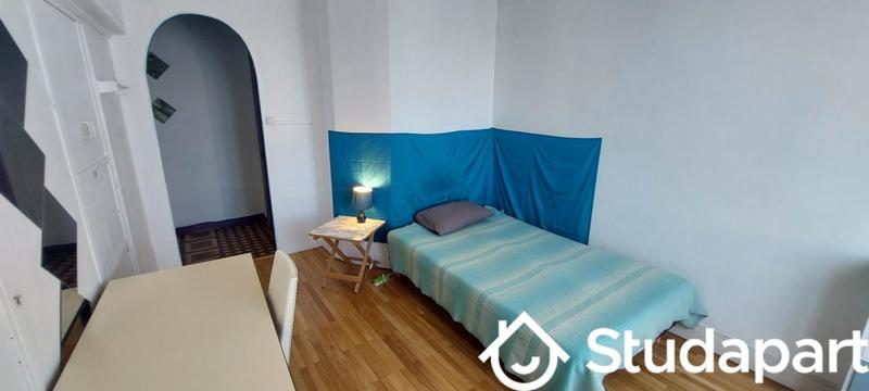 Chambre - 14 m² - 1 pièce