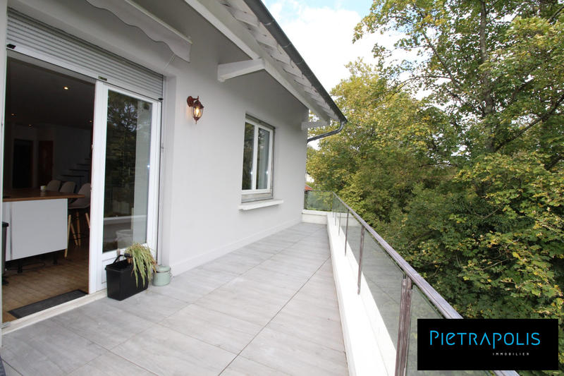 Maison ancienne - 170 m² - 4 pièces