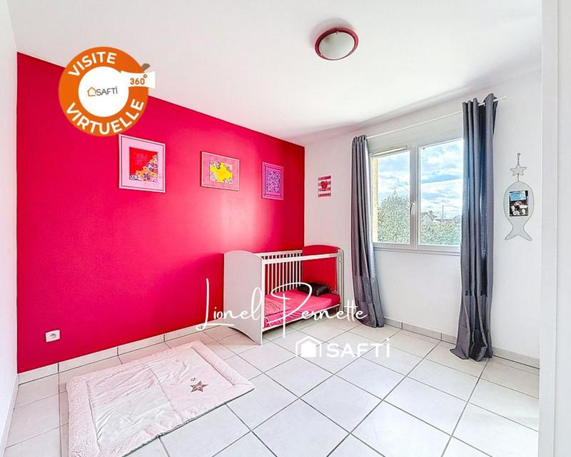 Maison - 220 m² - 10 pièces