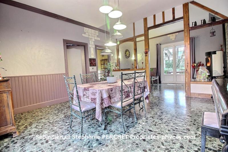 Maison - 150 m² - 6 pièces