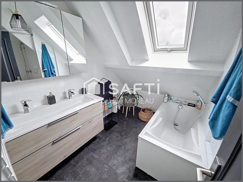 Maison - 150 m² - 6 pièces