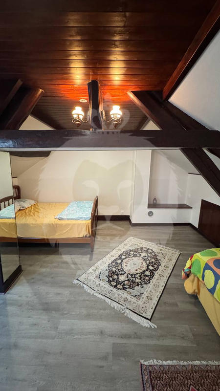 Maison - 161 m² - 7 pièces