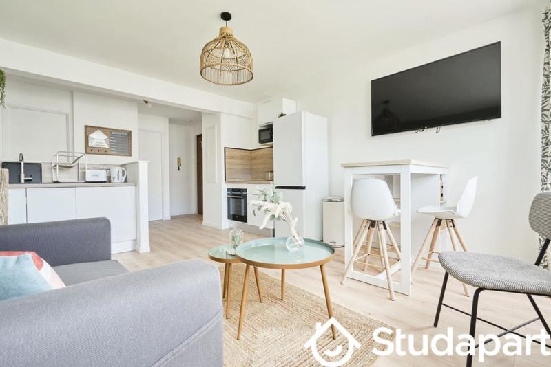 Chambre - 12 m² - 1 pièce