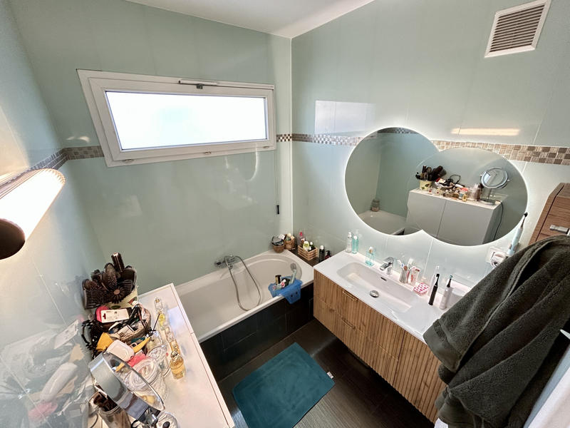 Appartement - 92 m² - 4 pièces