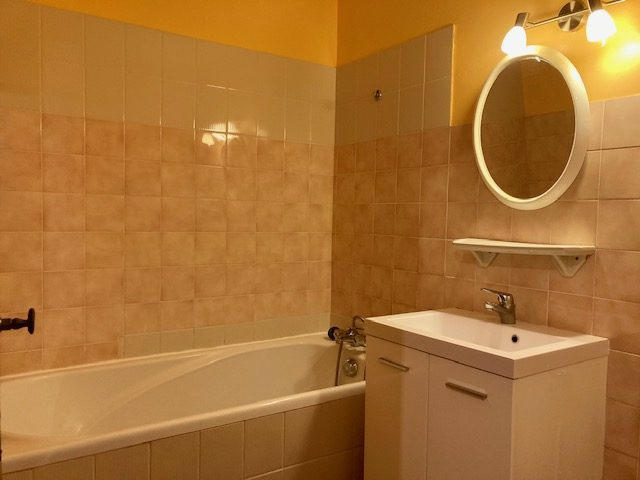 Appartement - 67 m² - 2 pièces