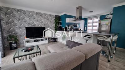 Maison - 101 m² - 4 pièces