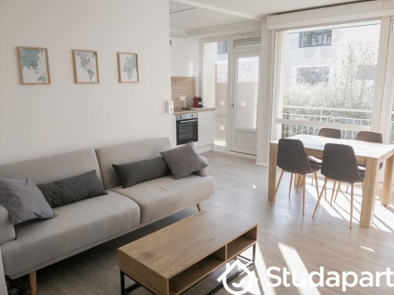 Chambre - 12 m² - 1 pièce