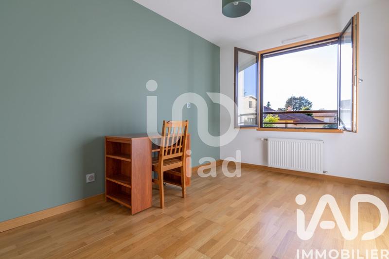 Appartement - 95 m² - 4 pièces